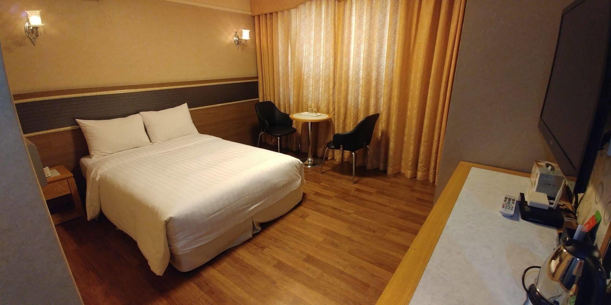 Tae Pyeong Yang Hotel Ансан Экстерьер фото